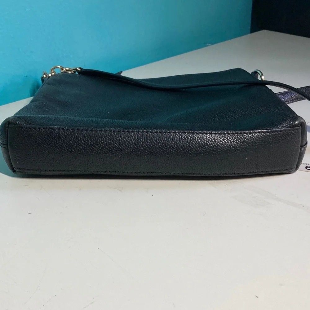 Kate Spade Melisse Black Leather Crossbody Bag 9” X 10” Zipper Top
